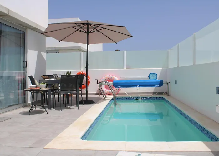 Marina Rubicon Deluxe